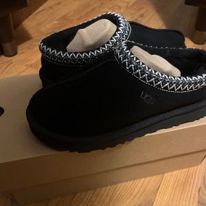 Tasman Uggs